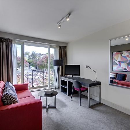 Adina Apartment Hotel South Yarra Мельбурн Экстерьер фото