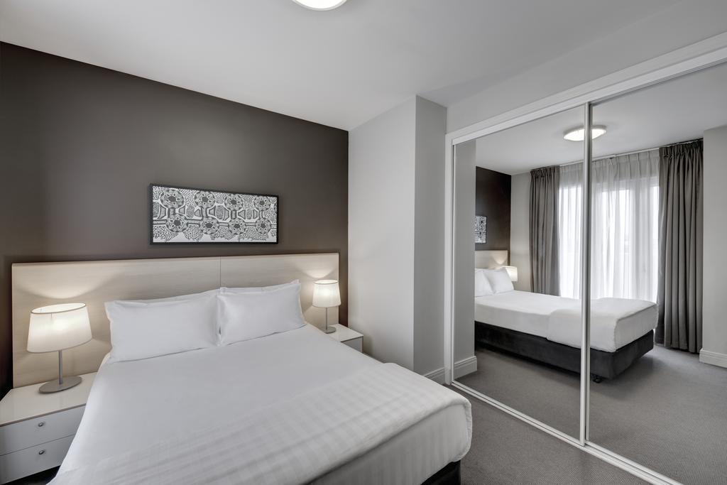 Adina Apartment Hotel South Yarra Мельбурн Экстерьер фото