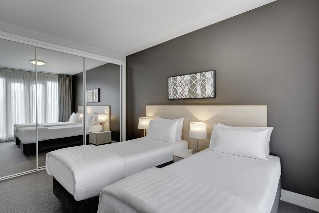 Adina Apartment Hotel South Yarra Мельбурн Экстерьер фото
