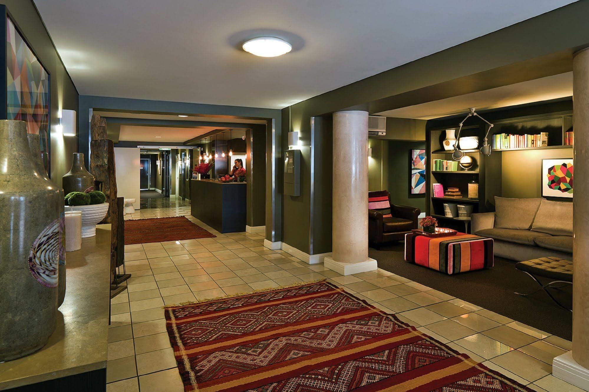 Adina Apartment Hotel South Yarra Мельбурн Экстерьер фото
